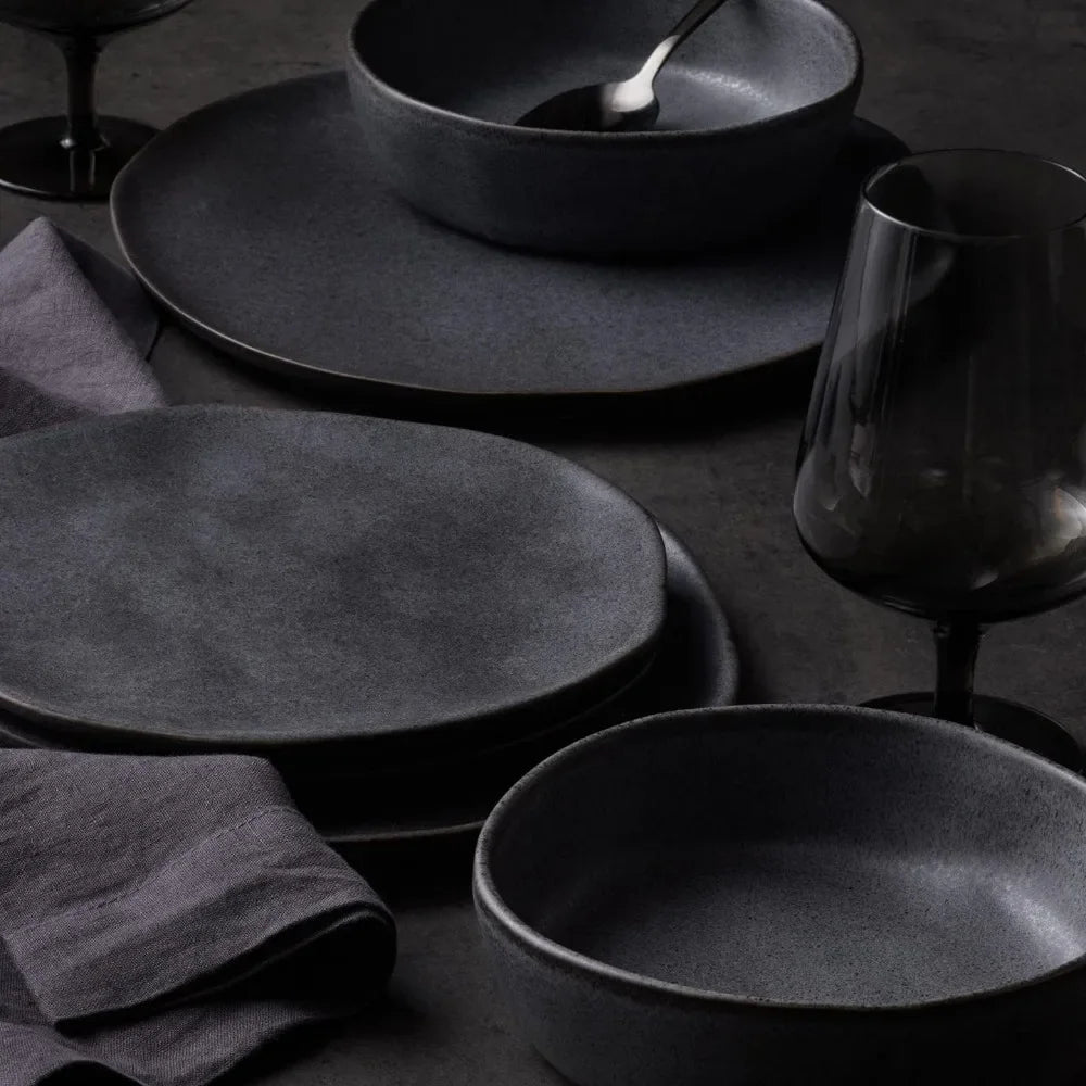 16-Piece Ceramic Dinnerware Set