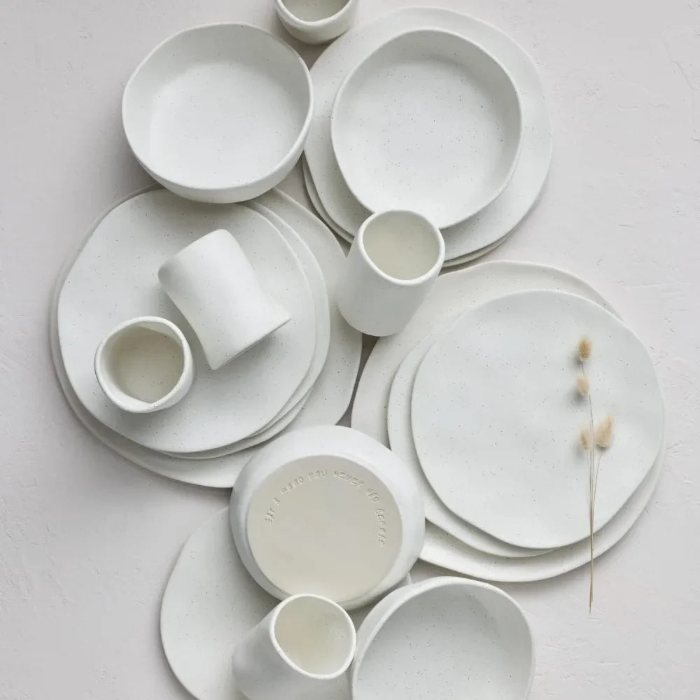 16-Piece Ceramic Dinnerware Set